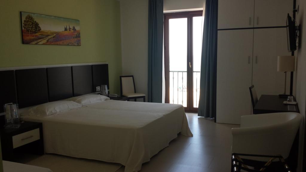Buddi Hotel Platamona Extérieur photo