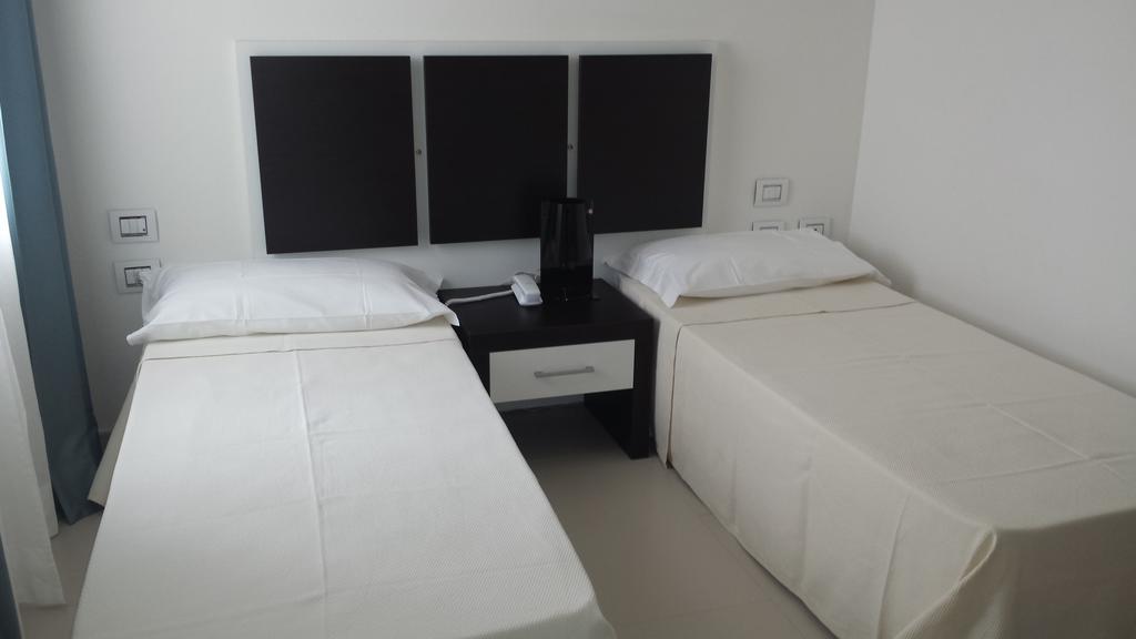 Buddi Hotel Platamona Extérieur photo