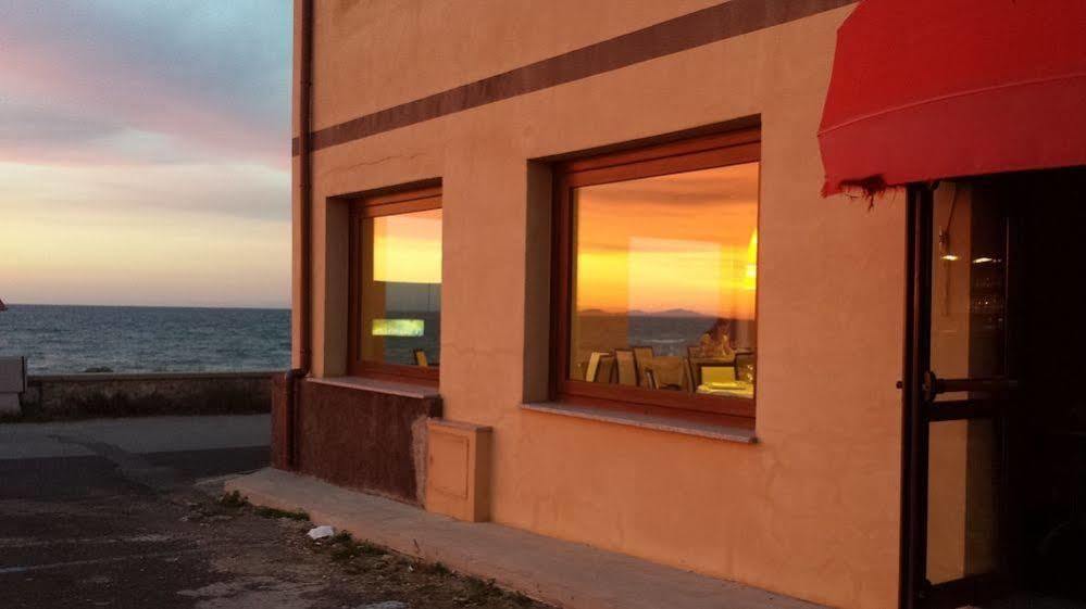 Buddi Hotel Platamona Extérieur photo