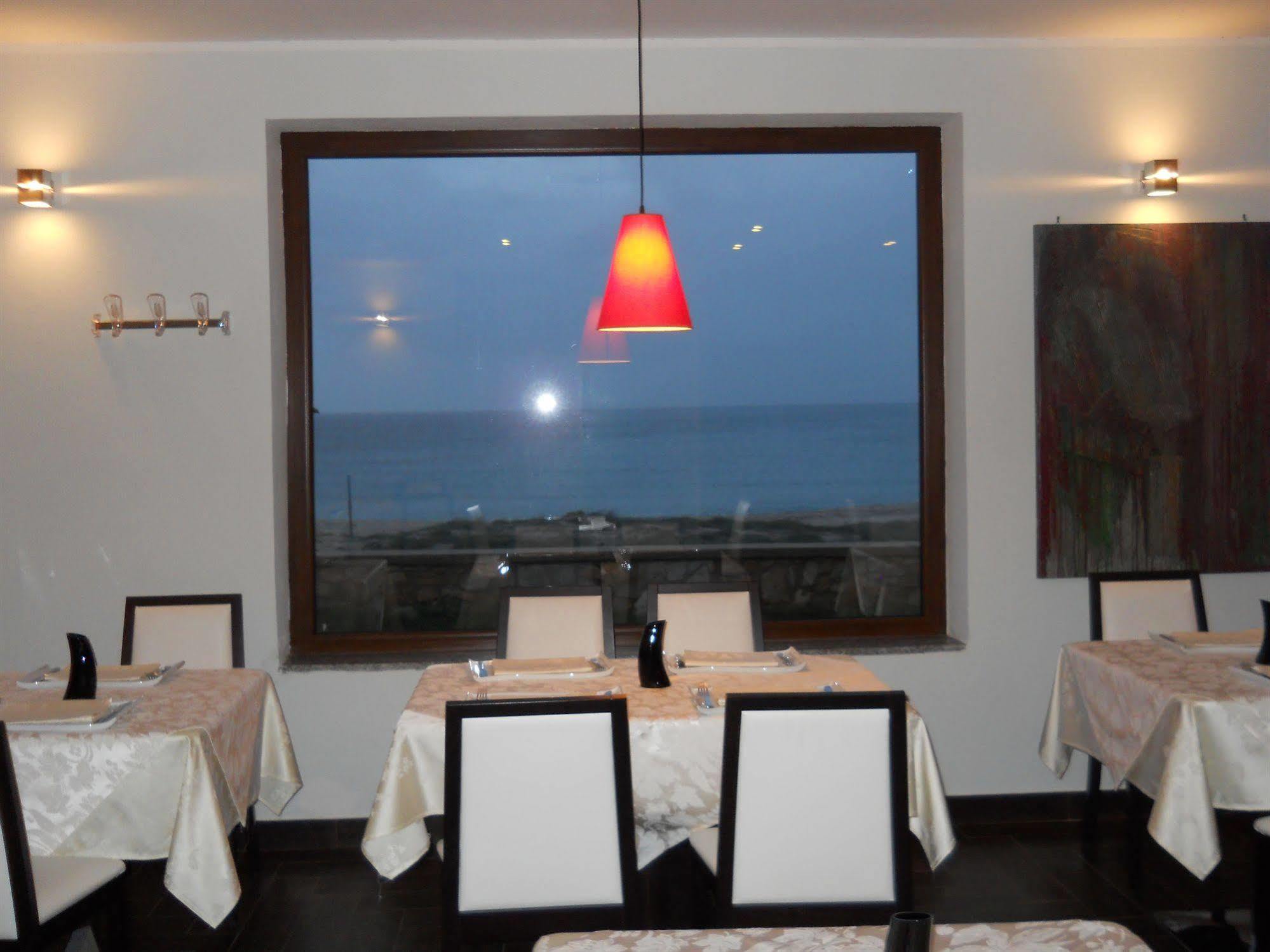 Buddi Hotel Platamona Extérieur photo