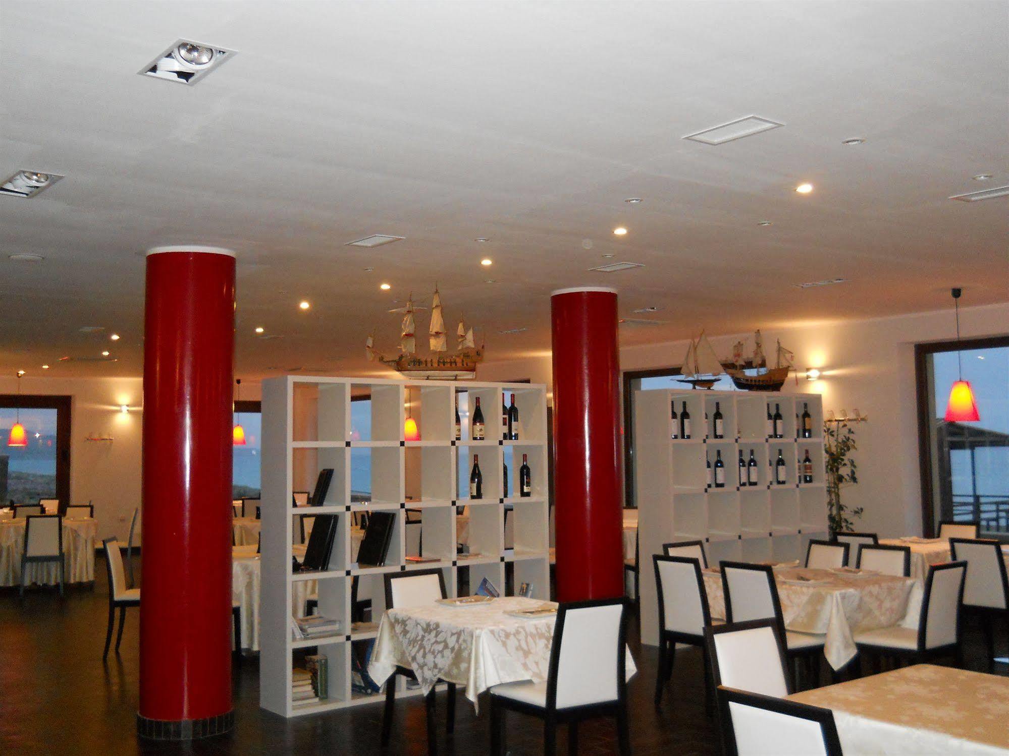 Buddi Hotel Platamona Extérieur photo