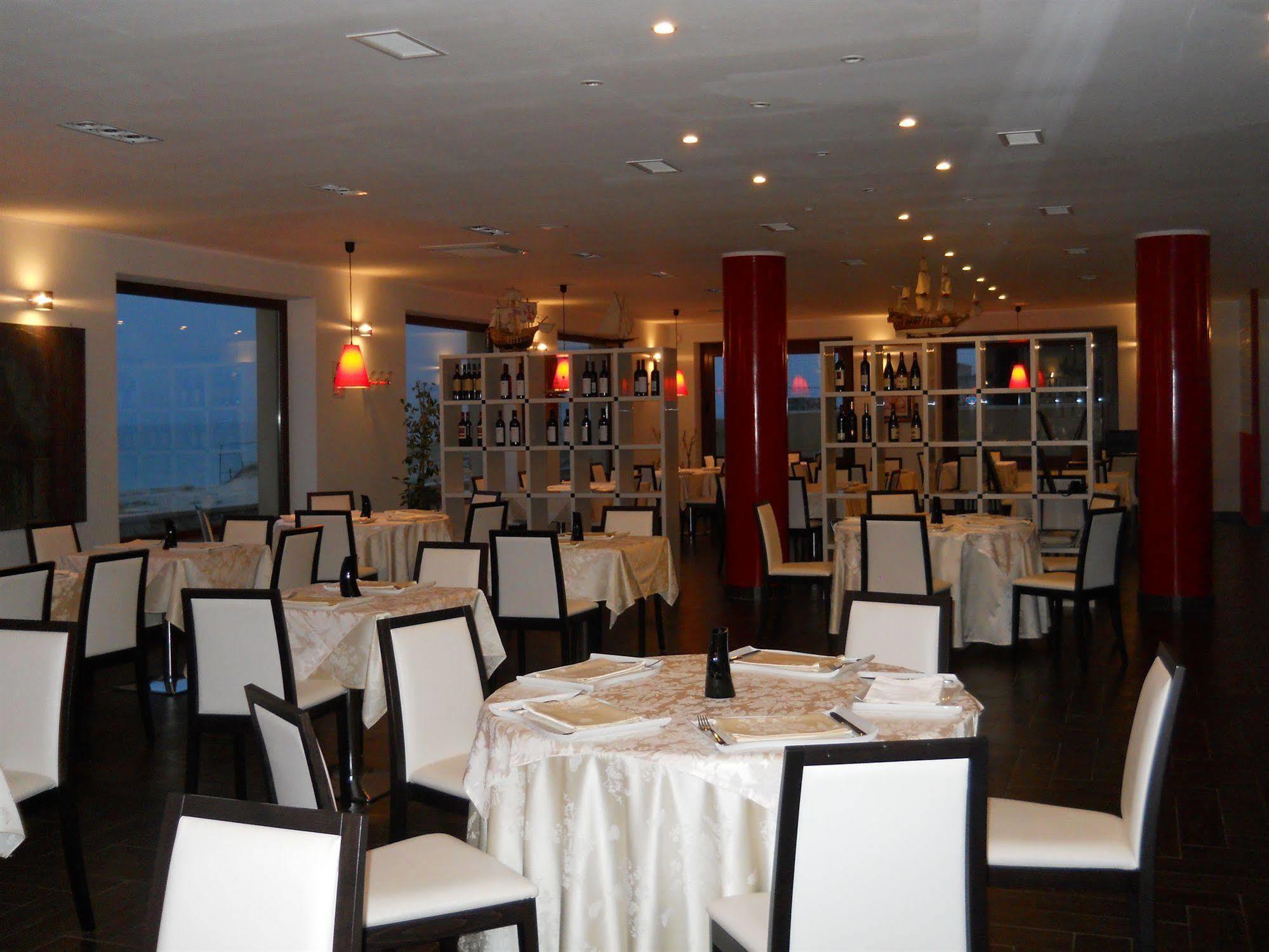 Buddi Hotel Platamona Extérieur photo