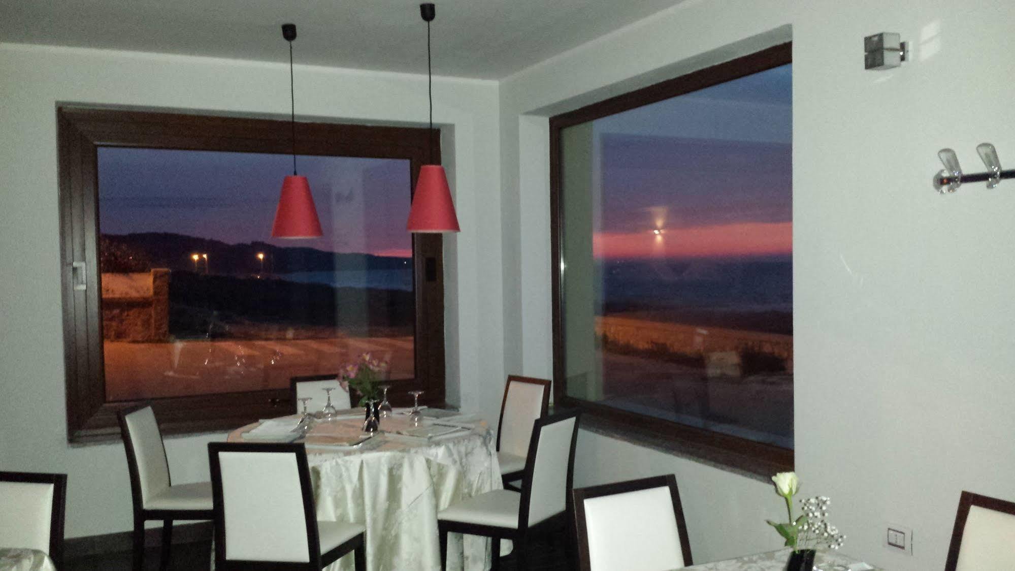 Buddi Hotel Platamona Extérieur photo