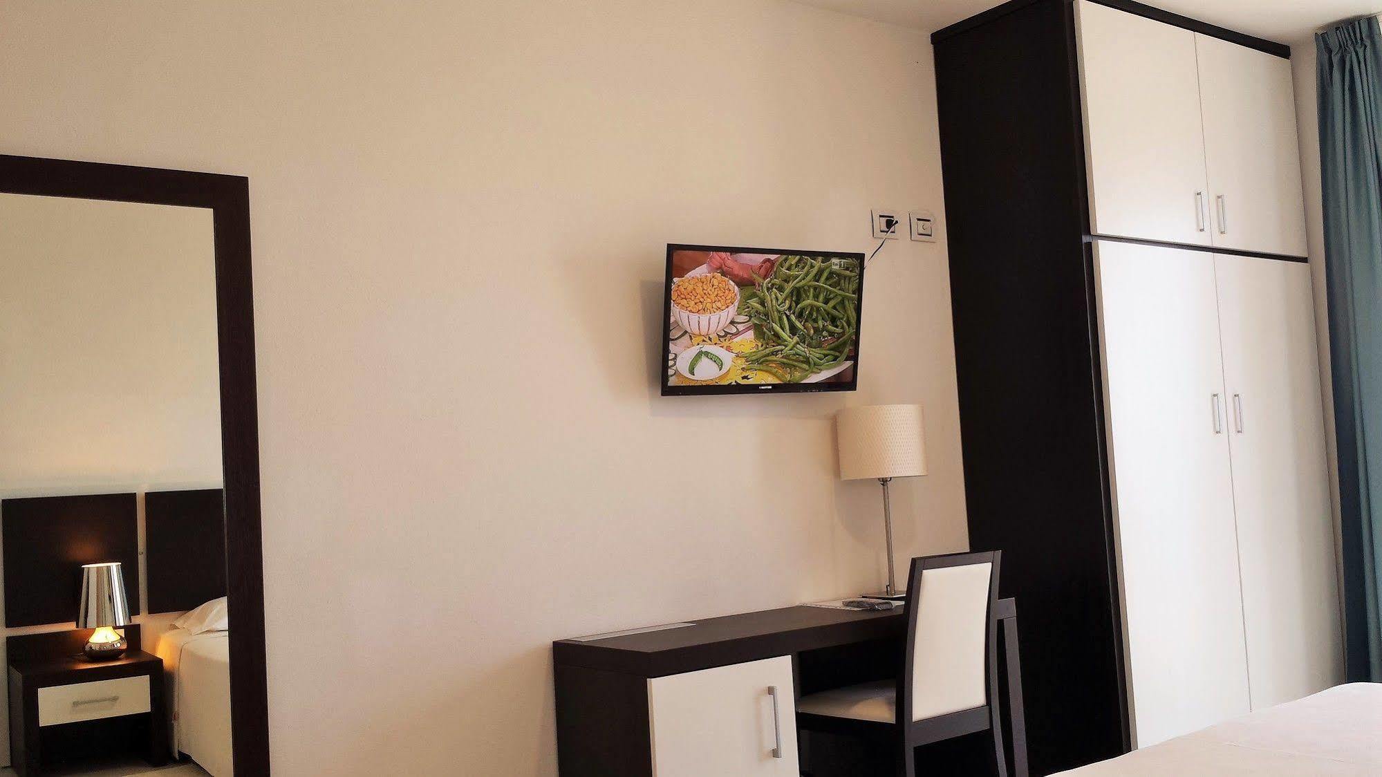 Buddi Hotel Platamona Extérieur photo